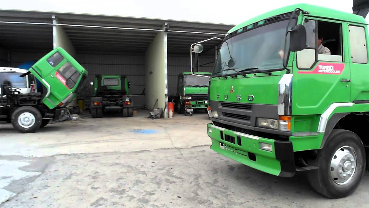 [423-UY] Used Fuso tractor truck head for sale