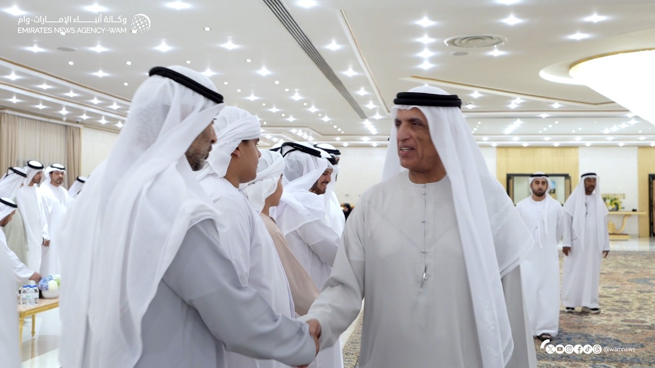 سعود بن صقر يواصل استقبال المهنئين بشهر رمضان المبارك