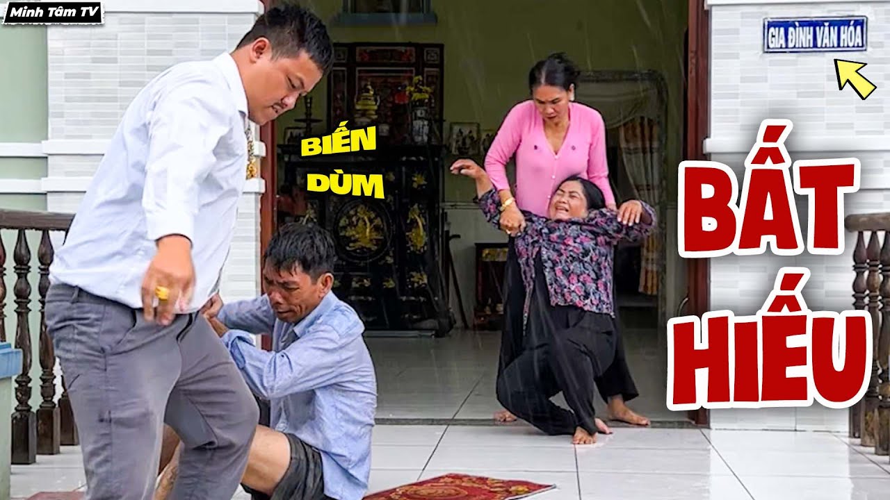 Con Gái Bất Hiếu Đuổi Mẹ Già Ra Đường Giữa Cơn Mưa Lớn - Minh Tâm TV