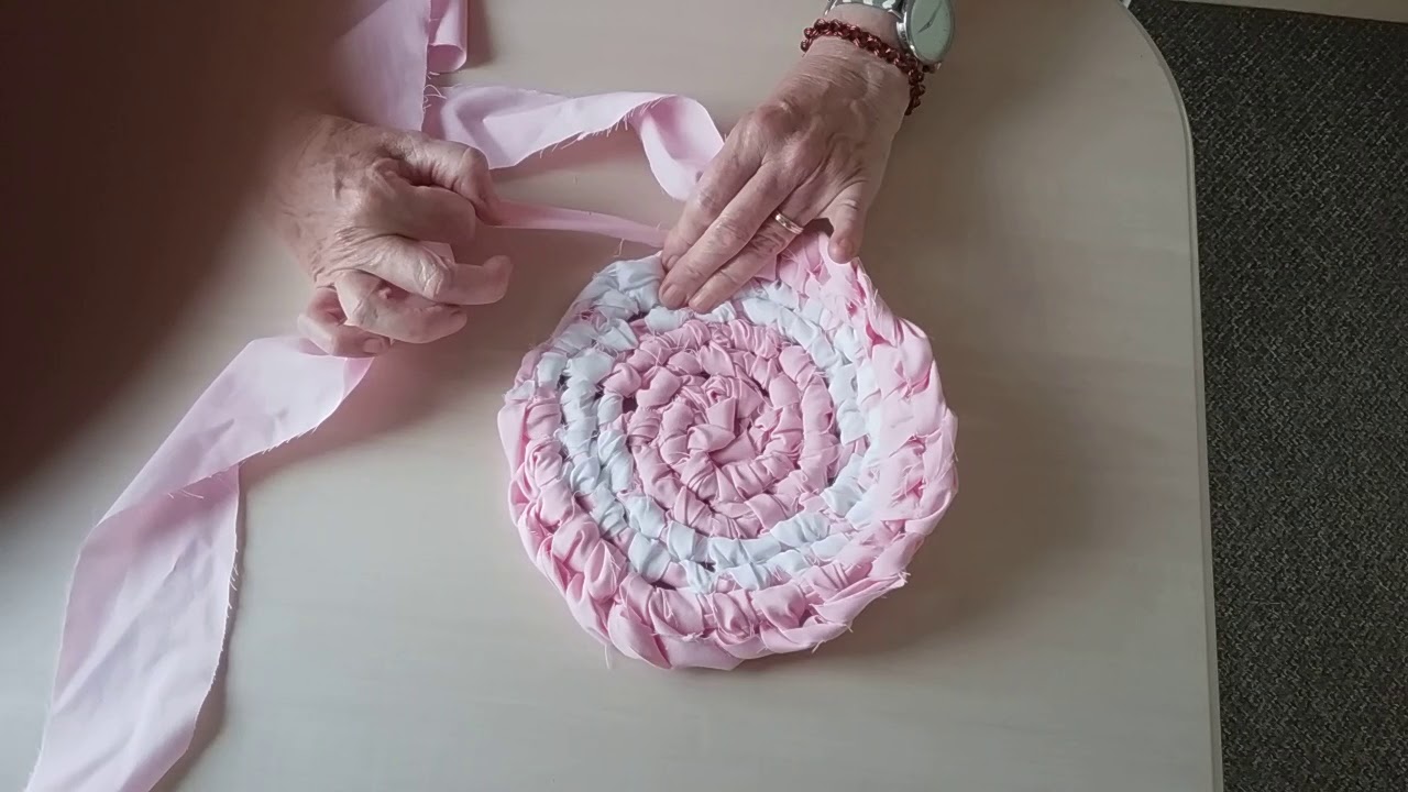 Toothbrush Rug. Problems with tension?