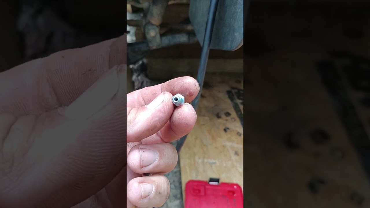 Greasing joint with the LockNLube #locknlube #greasegun #diy #mechanic