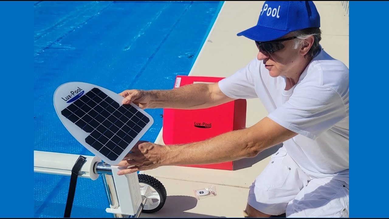 DIY  pool solar blanket reel attaching the motor in 3 minutes Oct 2024