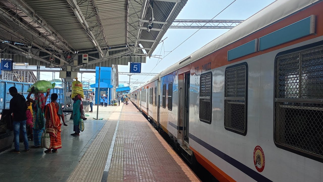 Rampurhat Jasidih MEMU passenger journey #railway @SantanuDas1220