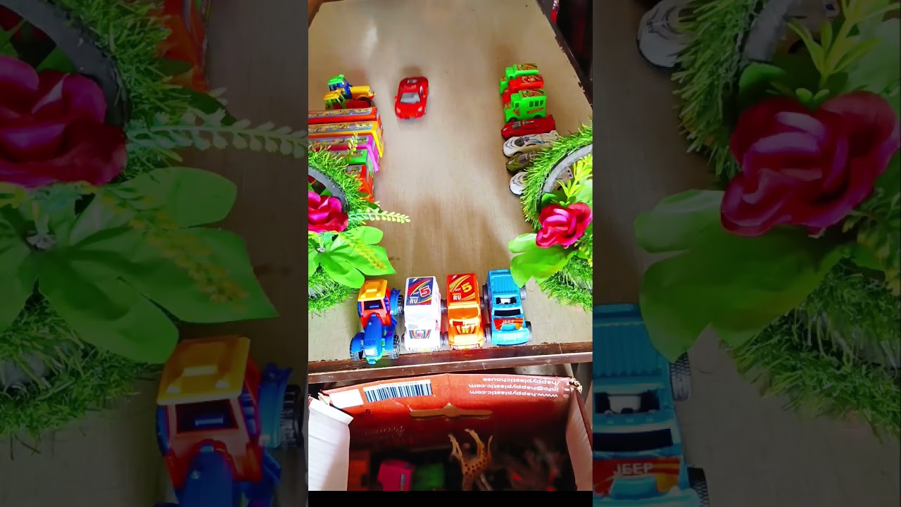 79 kreta api, car hitting the van, car titting with the van, car titting with the school van