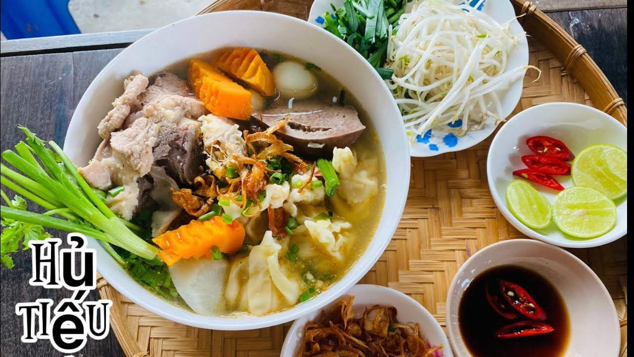 Hủ tiếu hoành thánh ✅ CƠM NHÀ MẸ NẤU