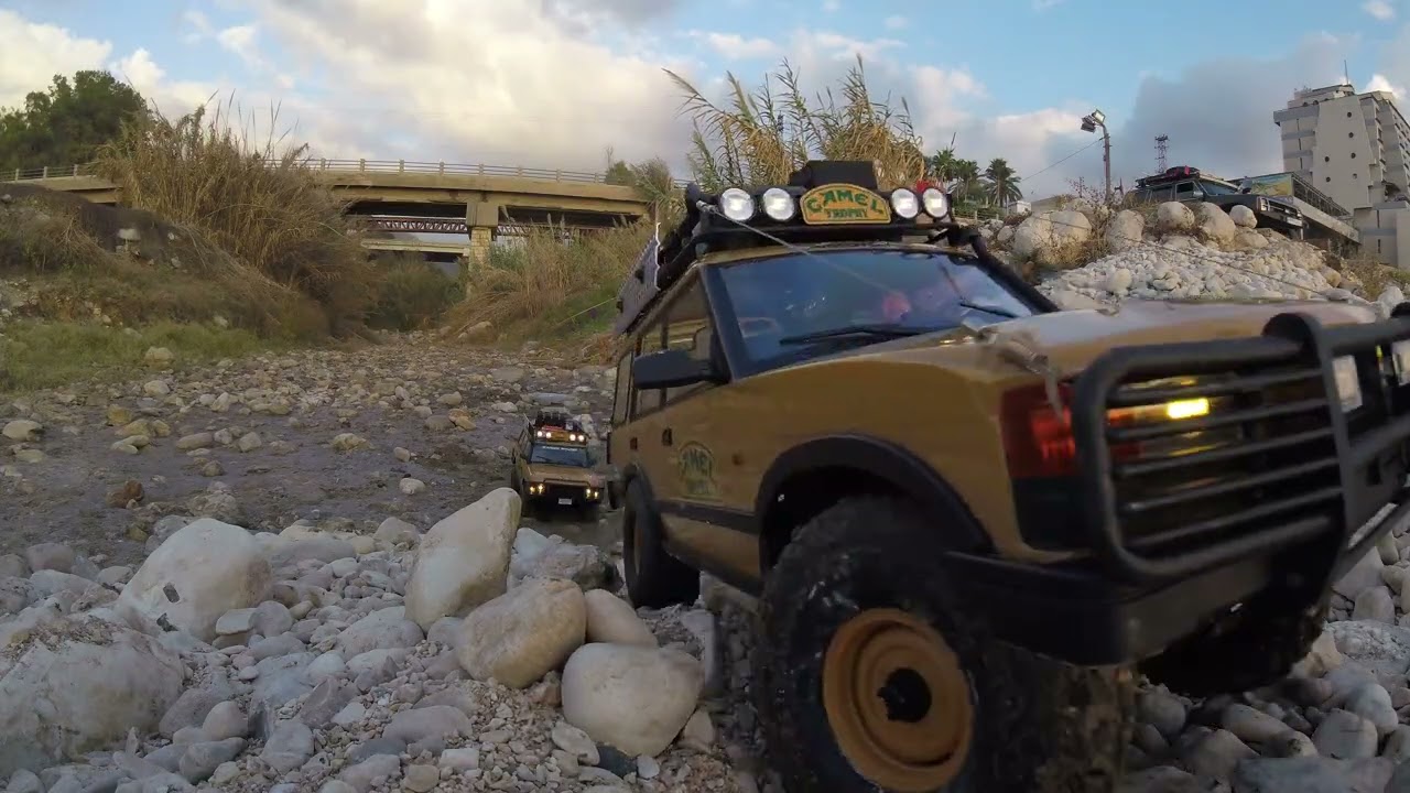 the first ride on the world for #fms #fcx10 #rangerover #discovery #cameltrophy