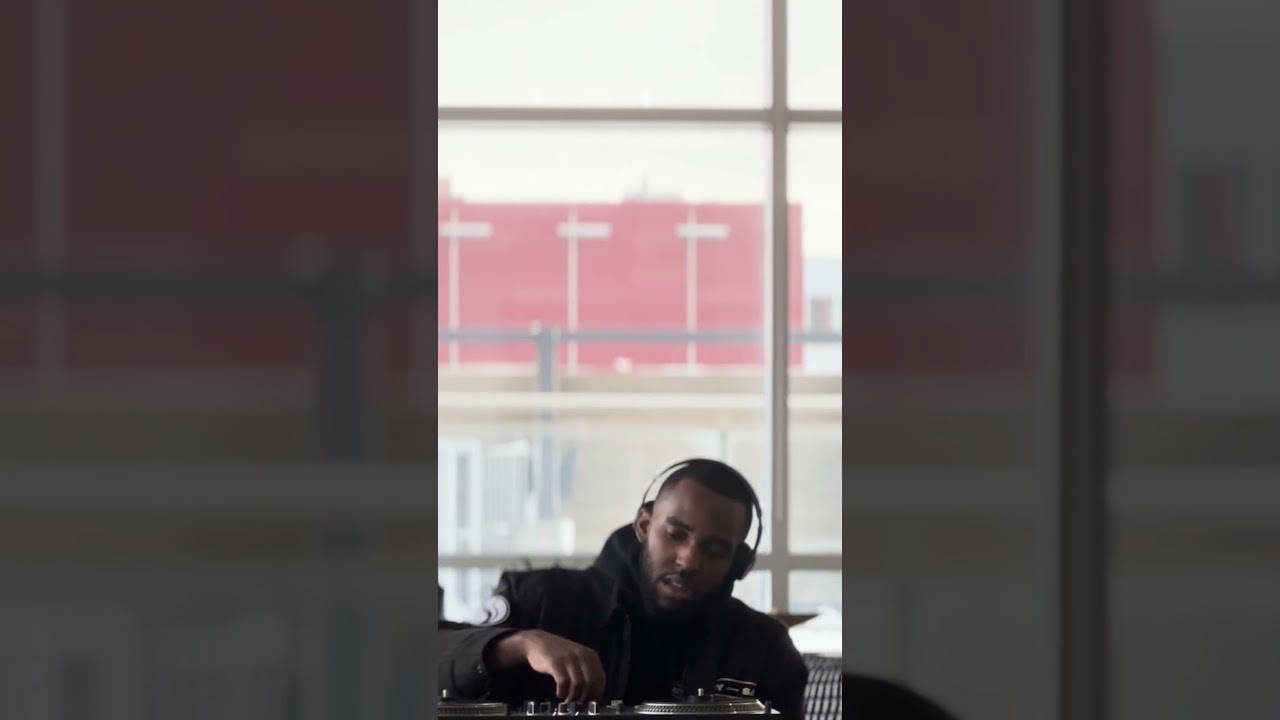 This mix is a madness🔥 Check it out #djmix #musicmix #afrobeatsmix #afrobeats #afromusic