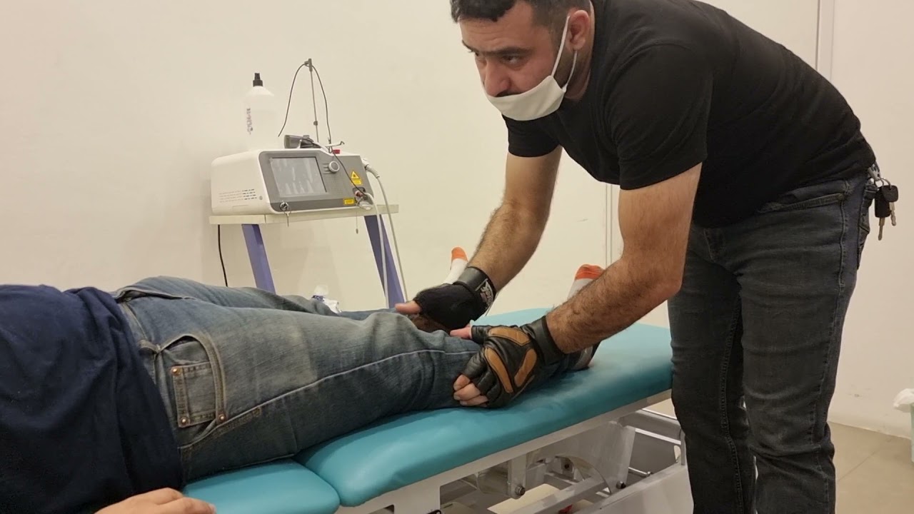 علاج الفقرات العنقية والعضلات المتشنجة  تقنية  #chiropracticadjustment