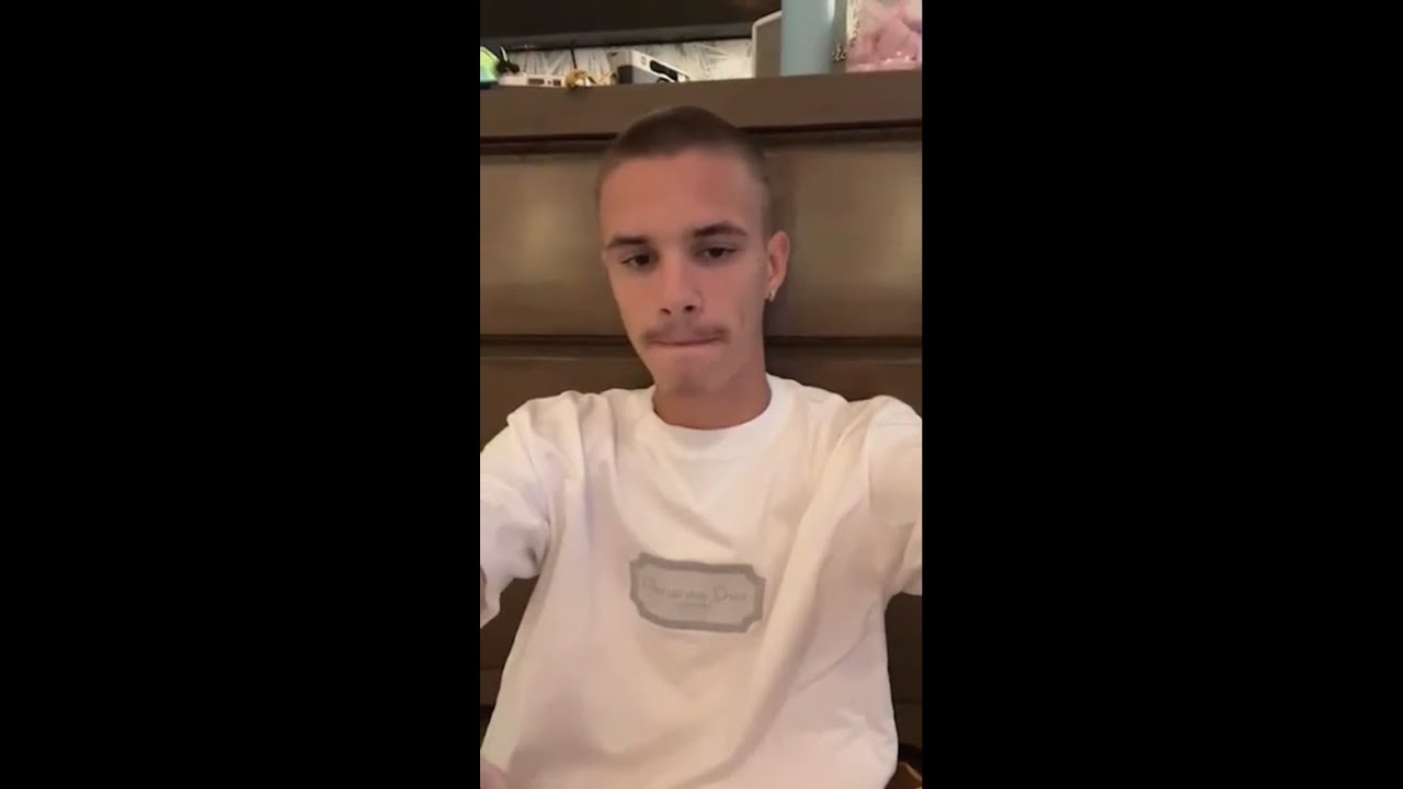 20220210 Romeo Beckham Instagram Live