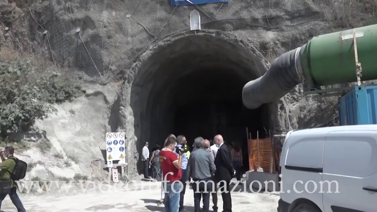 Cumana, completata la galleria Monte Olibano che arriva a Pozzuoli