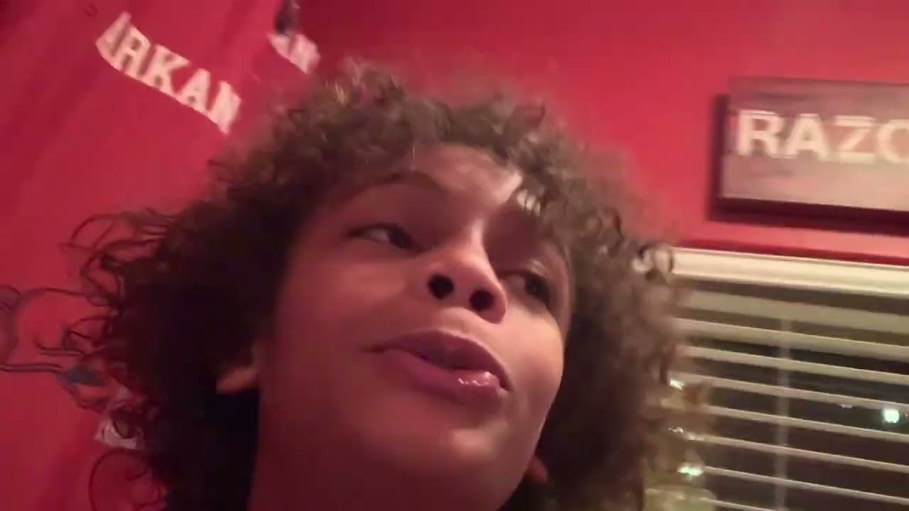 Online spy’s on Clay