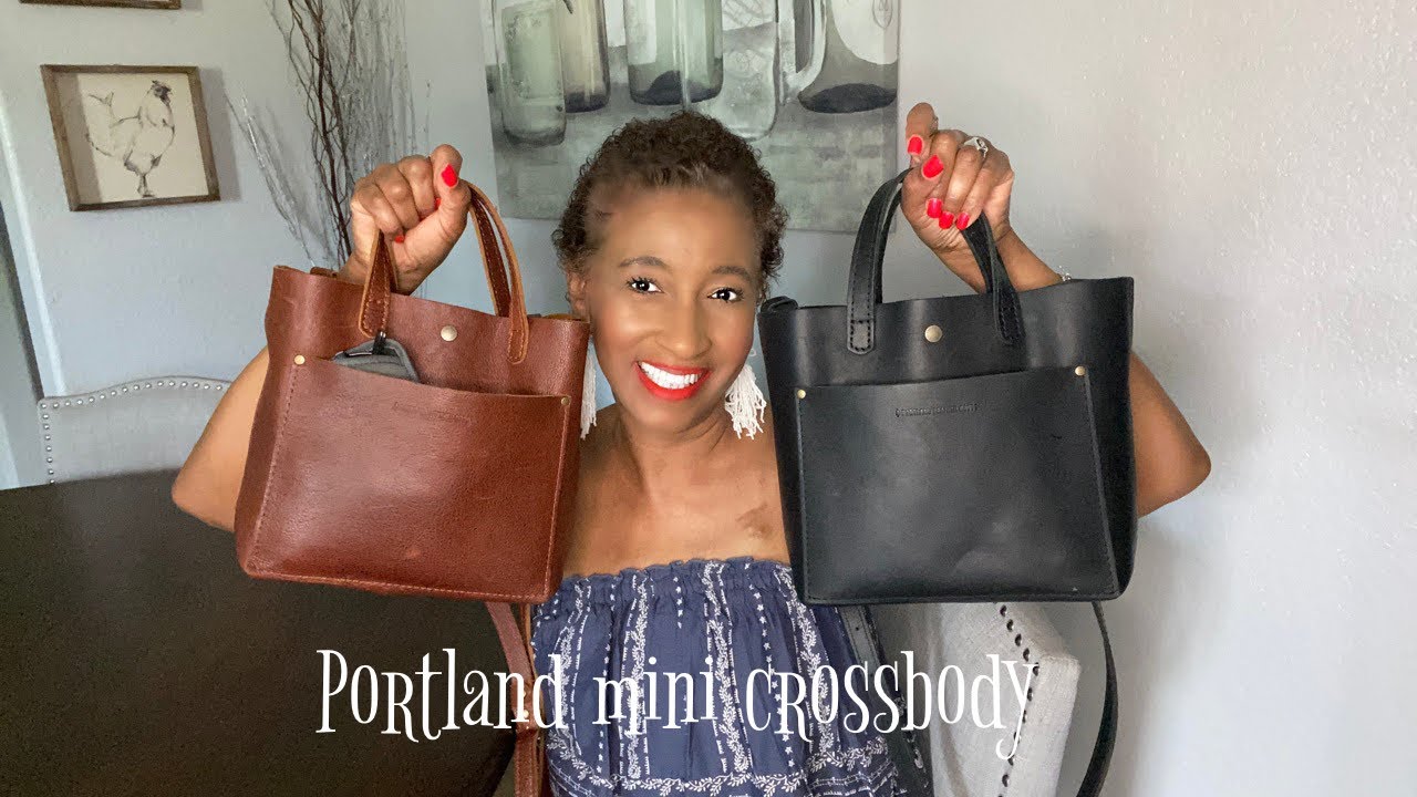 Что в моей сумочке/Обзор Portland Leather Goods // Несовершенная мини-сумка через плечо