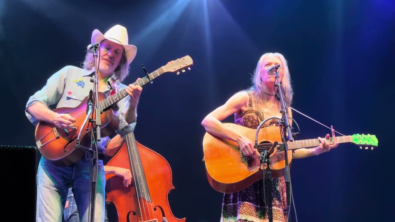 Gillian Welch & David Rawlings - Brokedown Palace • 2024-12-05 • Capitol Theatre, Portchester, NY 4K