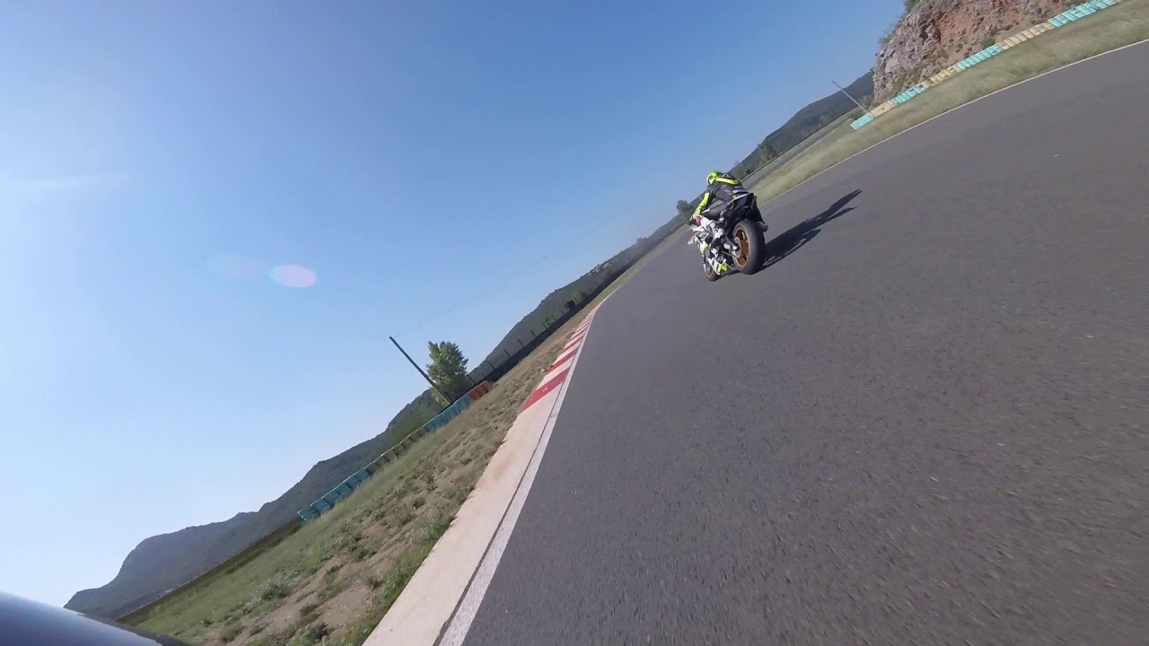 Yamaha R1 in Rijeka Autodrom Grobnik 1.39 min