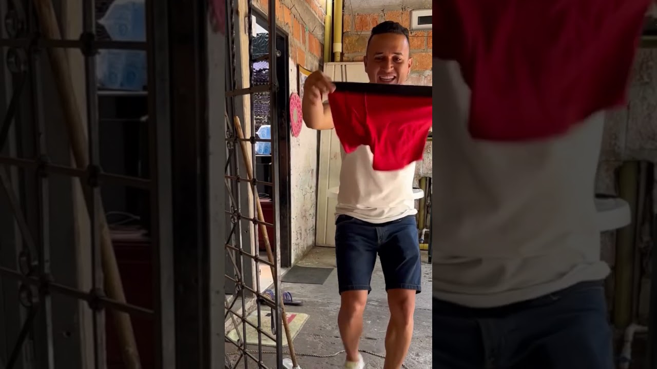 Mi amigo Richard toma agua de calzón