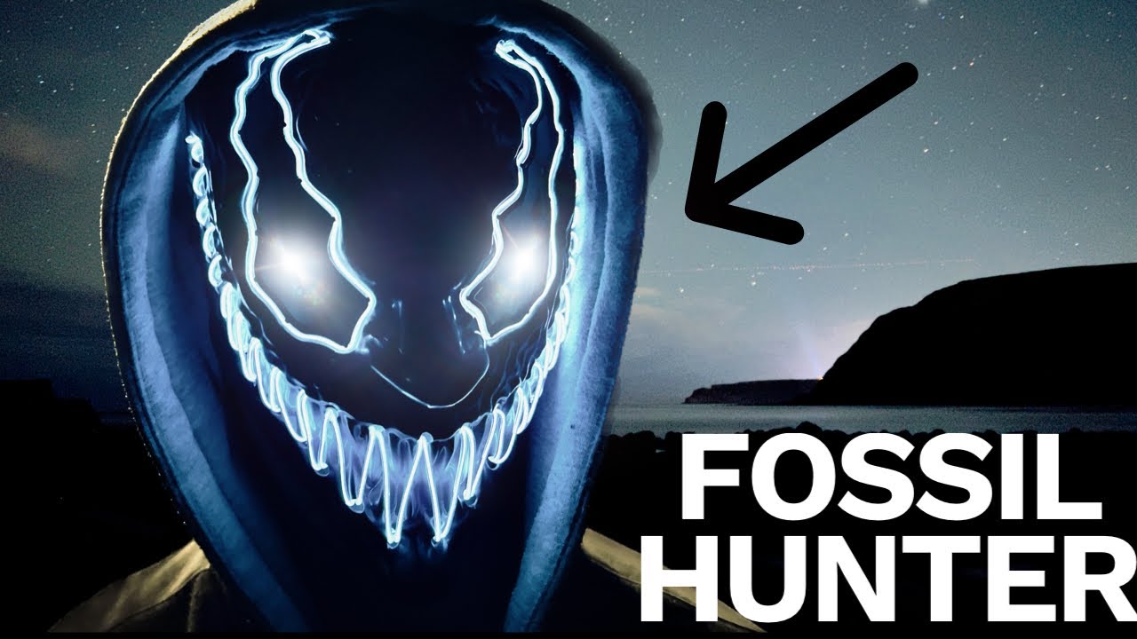 Masked HUNTER Examines Fossils and Operates WORKSHOP! | Fossil Hunter