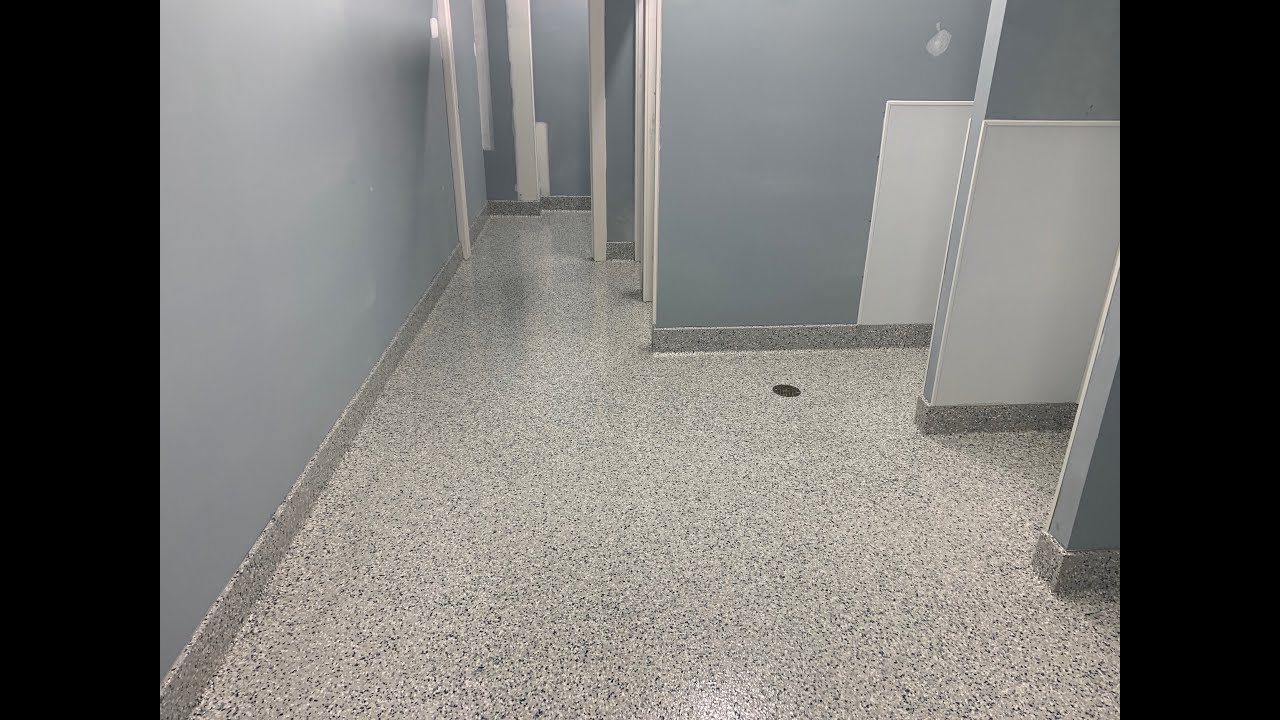 Commercial Bathroom / Full Flake Epoxy Floor With 6