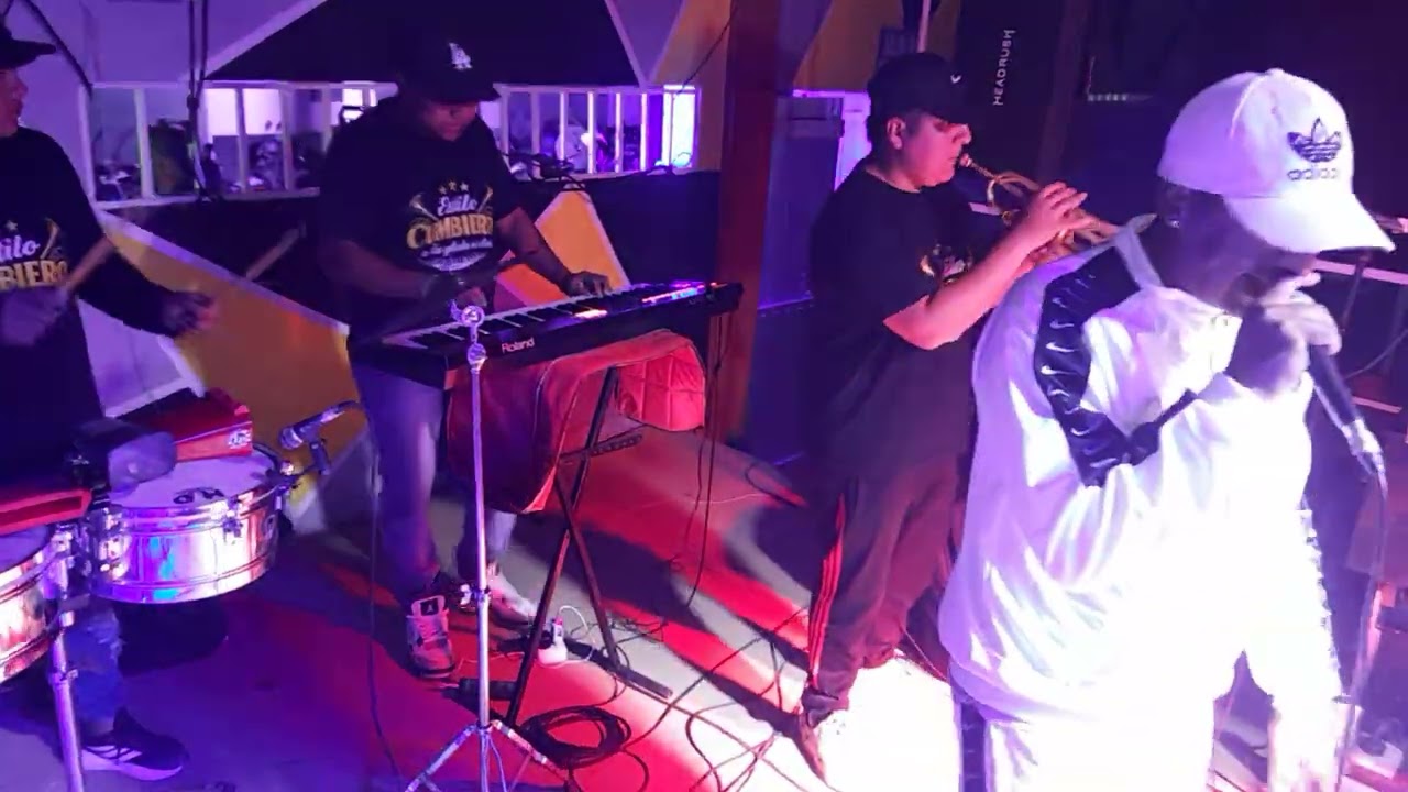 Estilo cumbiero (bailanta de lauty)