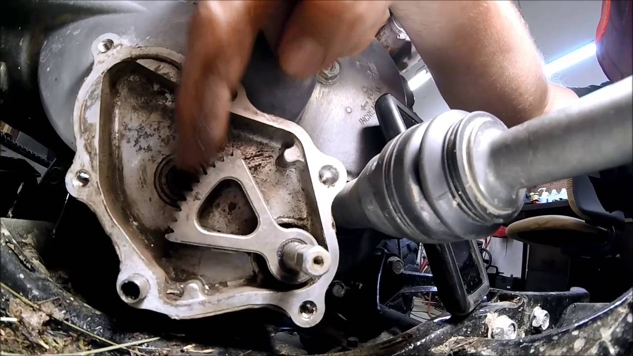 07 Honda Rancher ES.. Electric shift repair..Blind bearing removal..Edited version