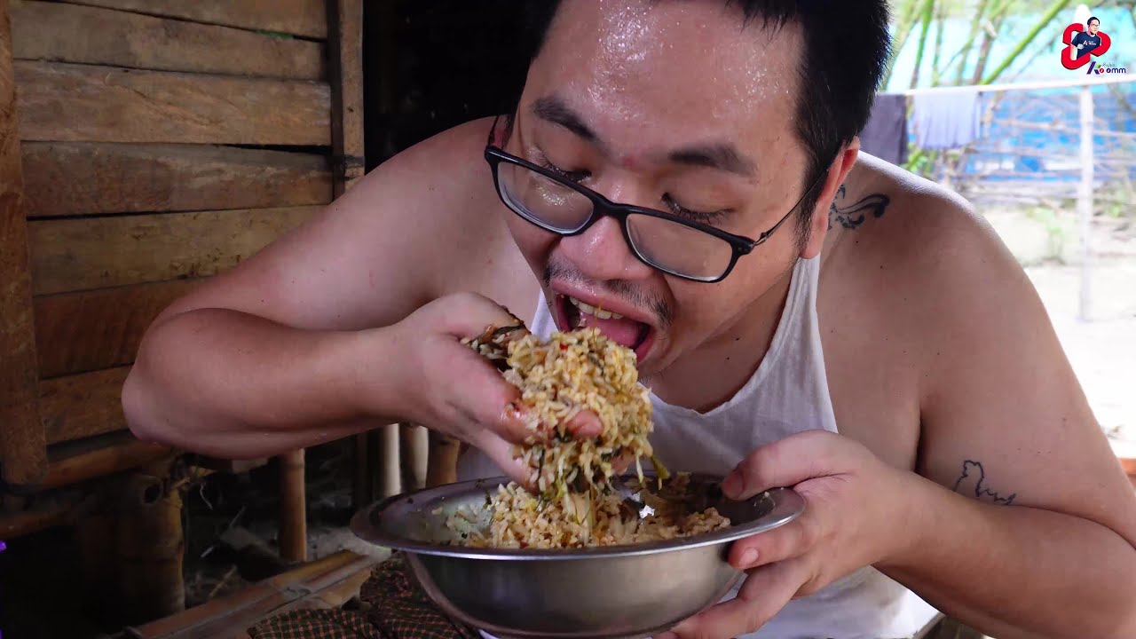Hot & Sour Burmese River and Farm Curry - 🇲🇲 Local Cuisine 🍚