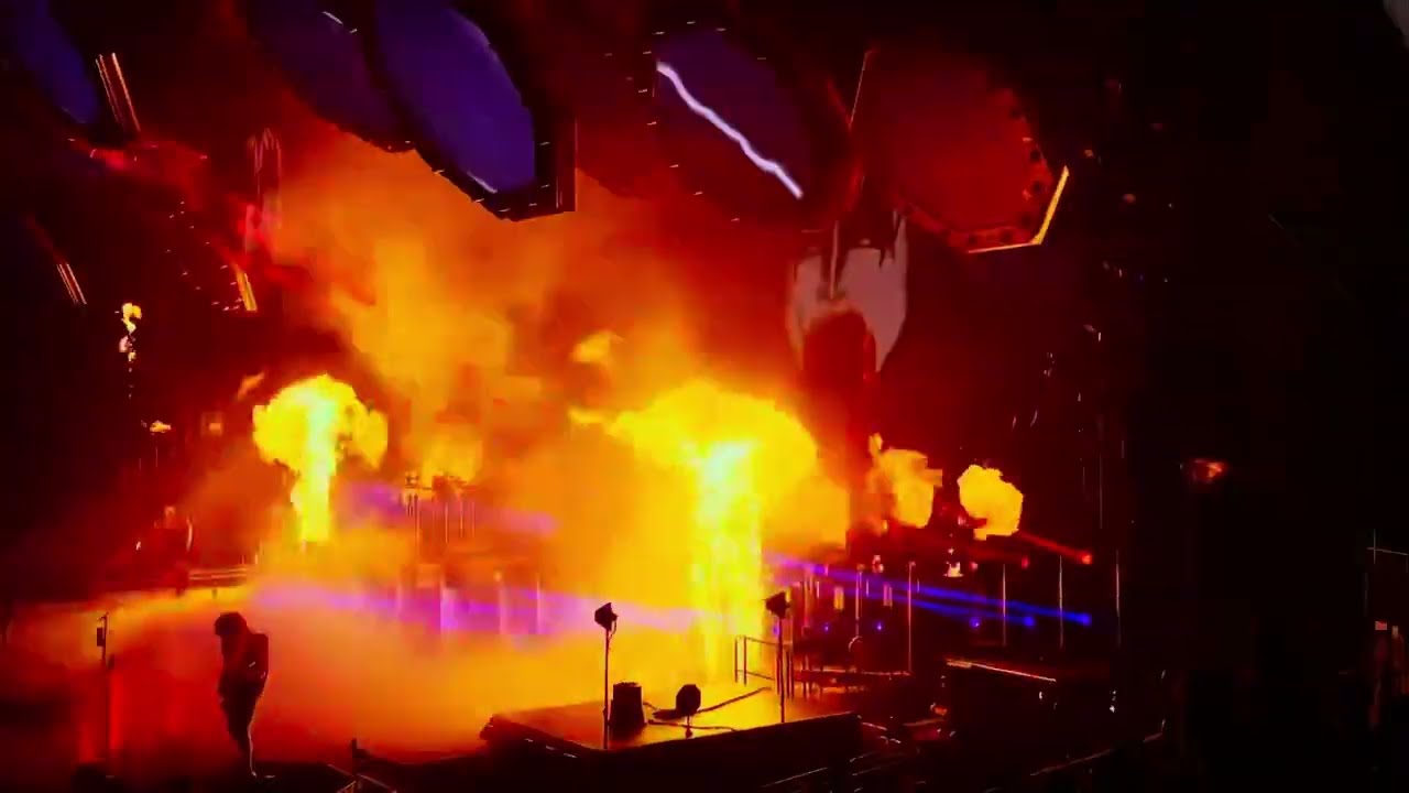 Kiss - Bass Solo (Gene blood) God of Thunder - Climate Pledge Arena - Seattle 11.6.23