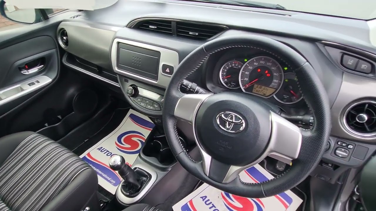 2016 162 Toyota Vitz RS @carlanddublin8293 ☎️01-8623860 Ext 1 www.carland.ie