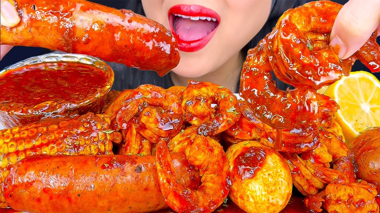 ASMR SEAFOOD BOIL DRENCHED IN THICK & SPICY SAUCE (Eating Show) ASMR Phan