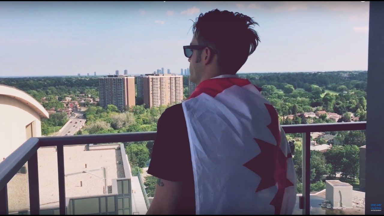 HAPPY 150 CANADA! O Canada Guitar solo over Toronto Skyline for Canada150