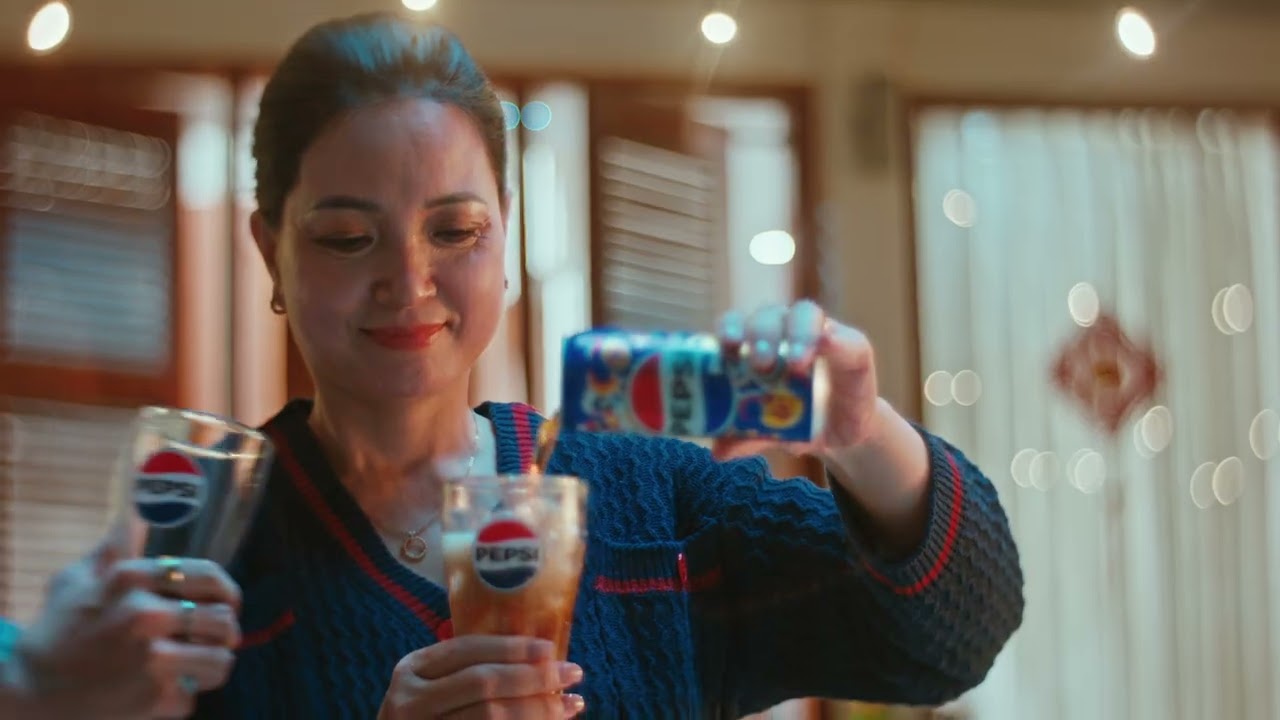 BÊN NỒI BÁNH CHƯNG - TRỌN KHOẢNH KHẮC VÀNG, MANG TẾT VỀ NHÀ CÙNG PEPSI