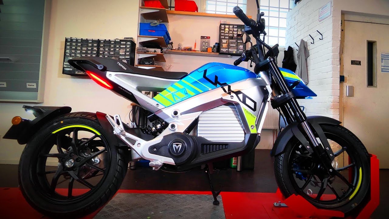 ⚡ TROMOX UKKO S - 93KM/H - 4,2SEK. 🔥 8.000 WATT 🔥 #tromox #ukkos #emotorrad #test #review (DEU-GER)