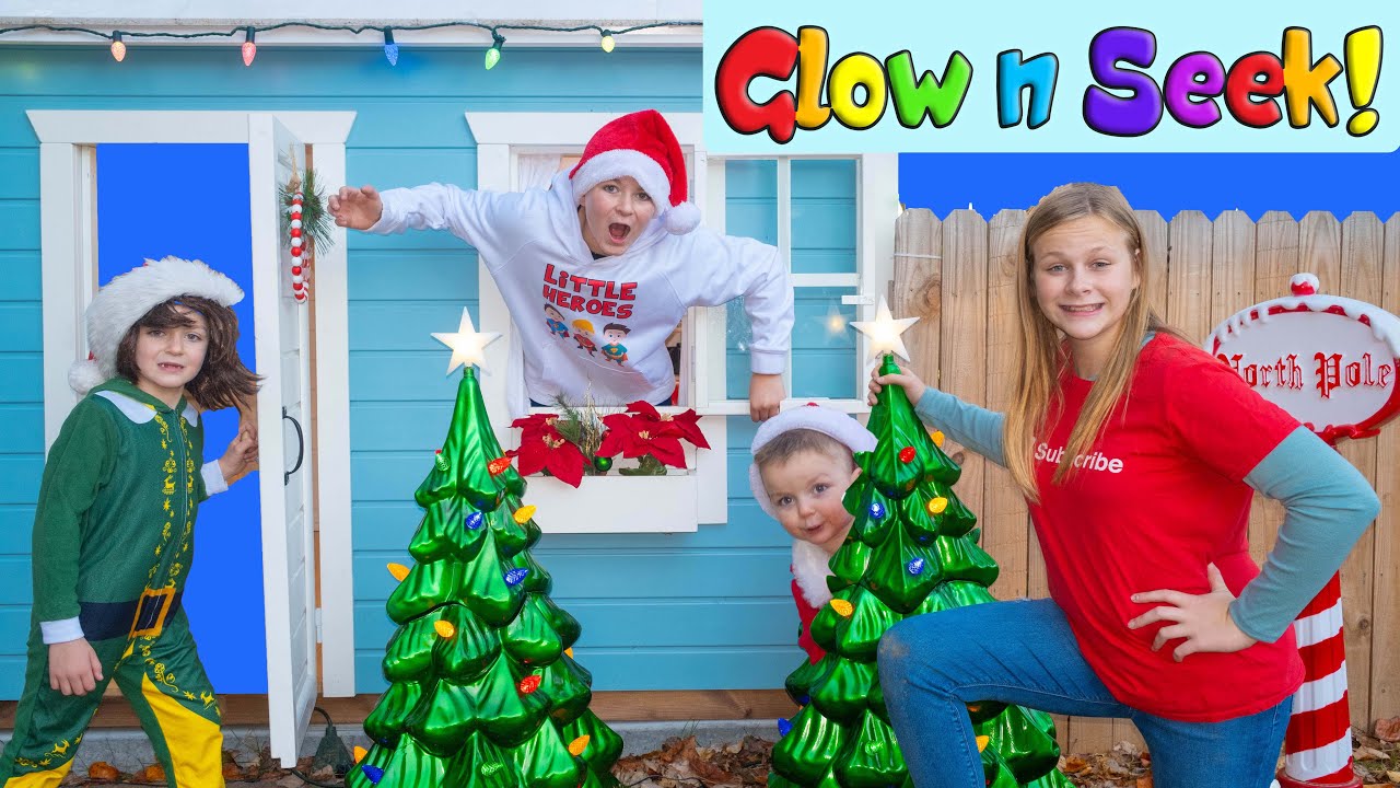 Assistant And Batboy Play Glow in Seek with Wiggles in the Holiday Fort