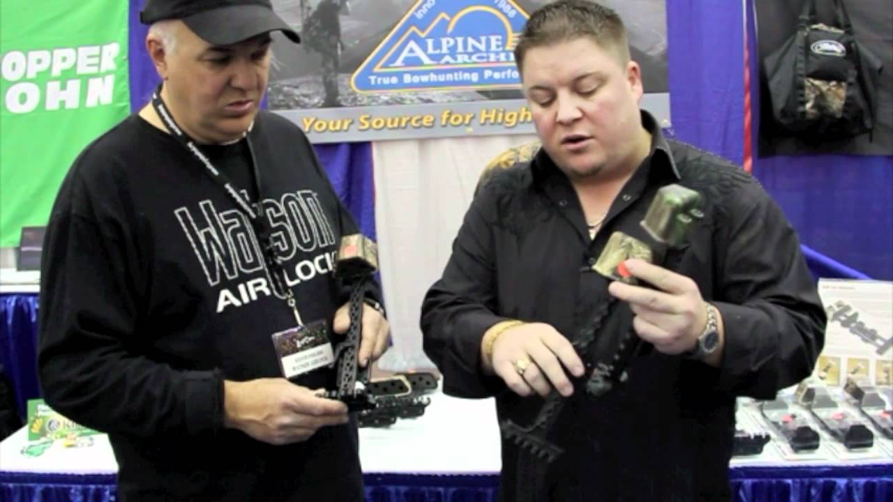 Draves Archery at the 2012 Mathews Trade Show with Alpine Archery - Bear Claw 3 Arrow Quiver