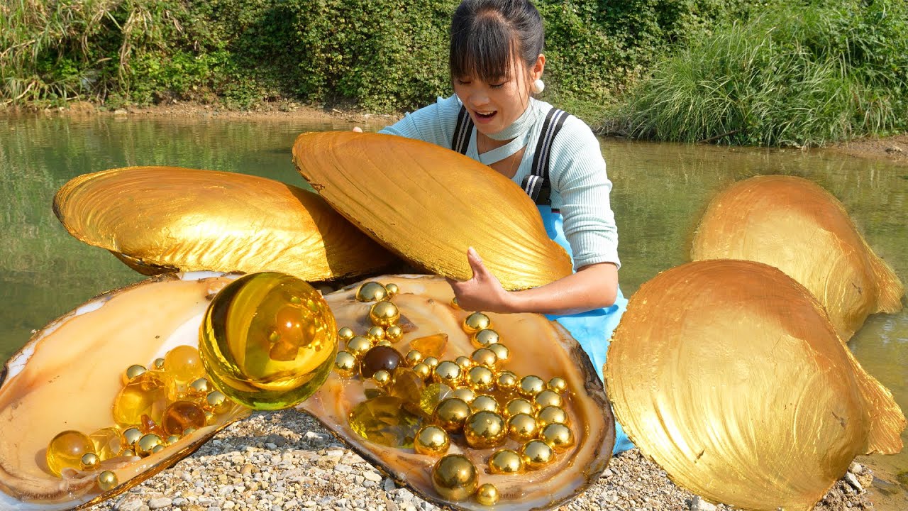 Clam’s Hidden Gem: Rural Girl’s Unexpected Pearl Discovery—A Shell’s Sacrifice, a Girl’s Triumph