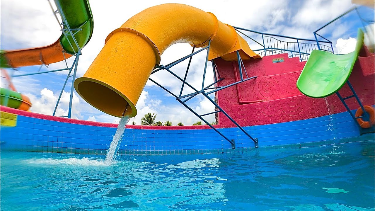 Drop Water Slide at Veneza Water Park