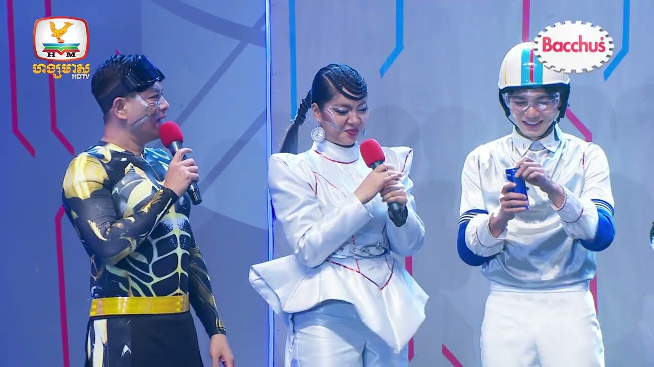 ហើយគប់ឡើងខ្លាំង...បើវាស់ជាតិភ័យនិងឈឺសាច់ ប្រហែលជាប់ពិន័យបាត់ហើយ ទក់សាច់ផង ខំស្រែកច្រៀងផង  😎🎤