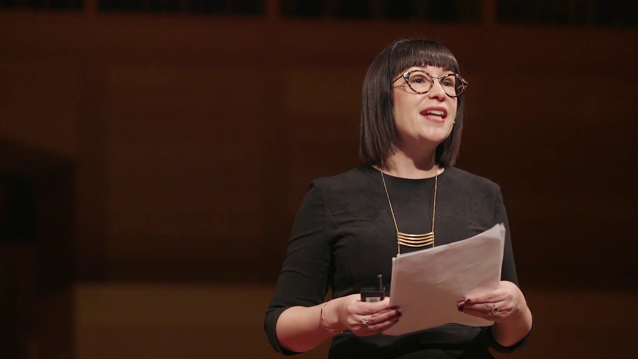 Понимая силу медиаактивизма девочек | Джессалинн Келлер | TEDxCalgary