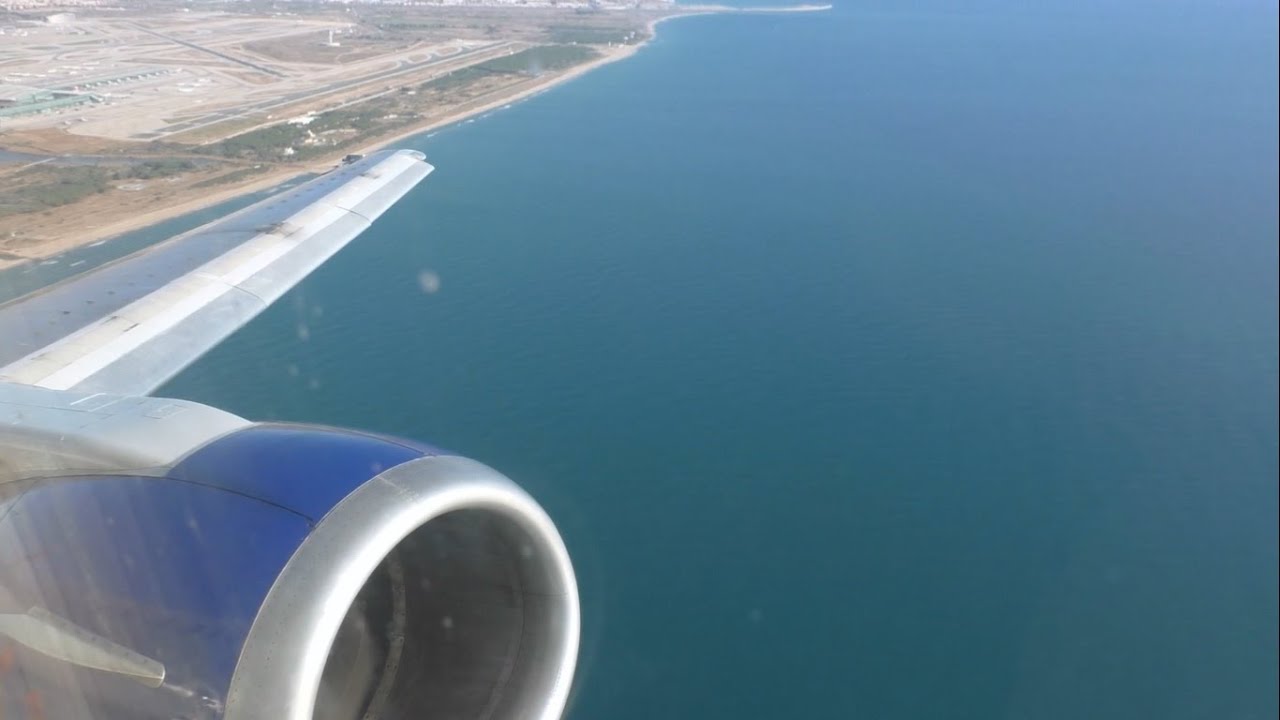 British Airways Boeing 737-400 - Barcelona-El Prat to Gatwick - Takeoff and Landing | 10/01/15