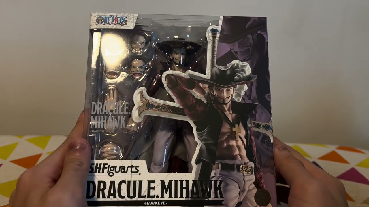 S.H.F Dracule Mihawk one piece unboxing