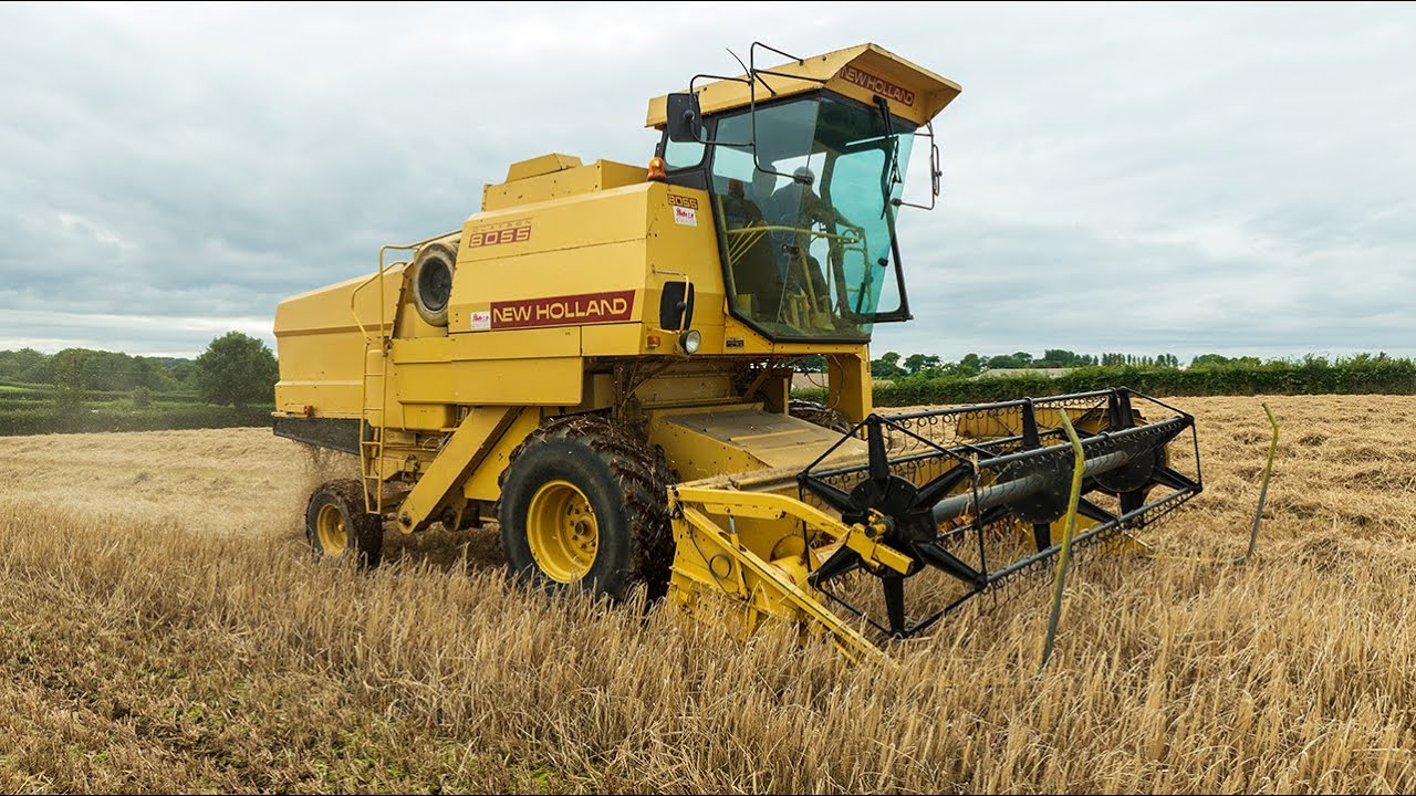 Winter Barley Harvest | New Holland Clayson 8055