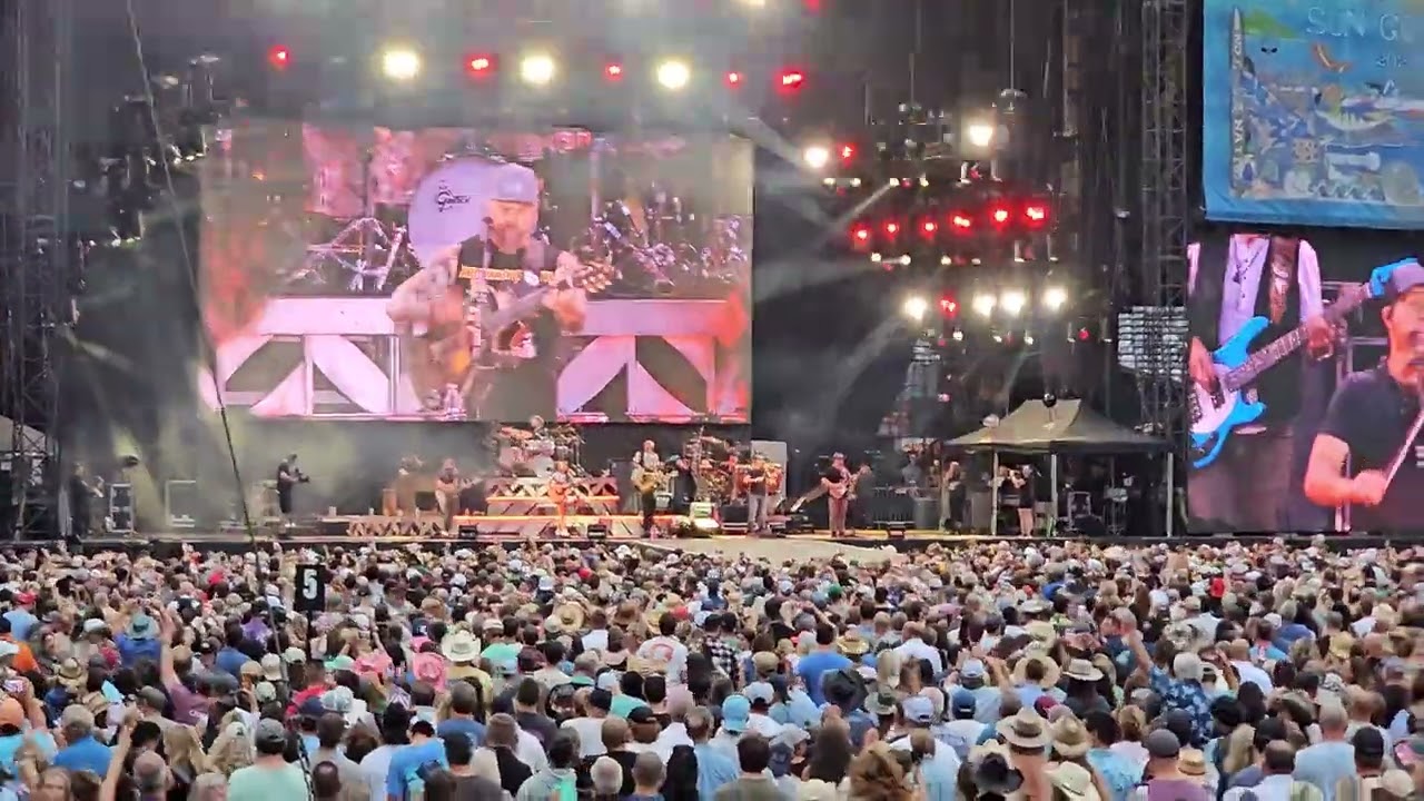 Zac Brown Band - The Devil Went Down to Georgia (Cover)(live at MetLife Stadium August 17, 2024)