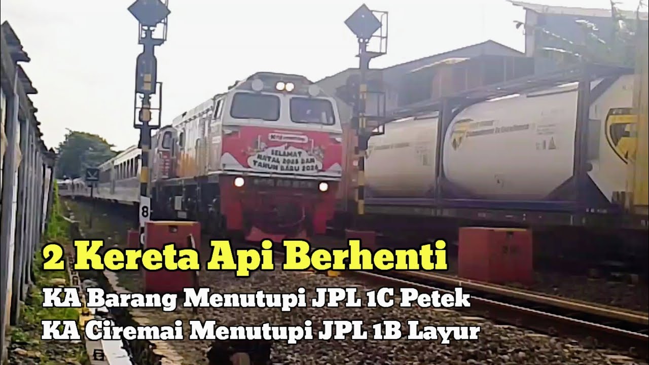 HEBOH! KA BARANG & KA CIREMAI SAMA-SAMA BERHENTI DI SINYAL MASUK STASIUN TAWANG & STASIUN PONCOL