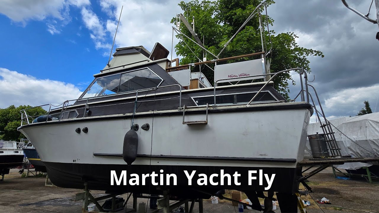 Martin Yacht Fly