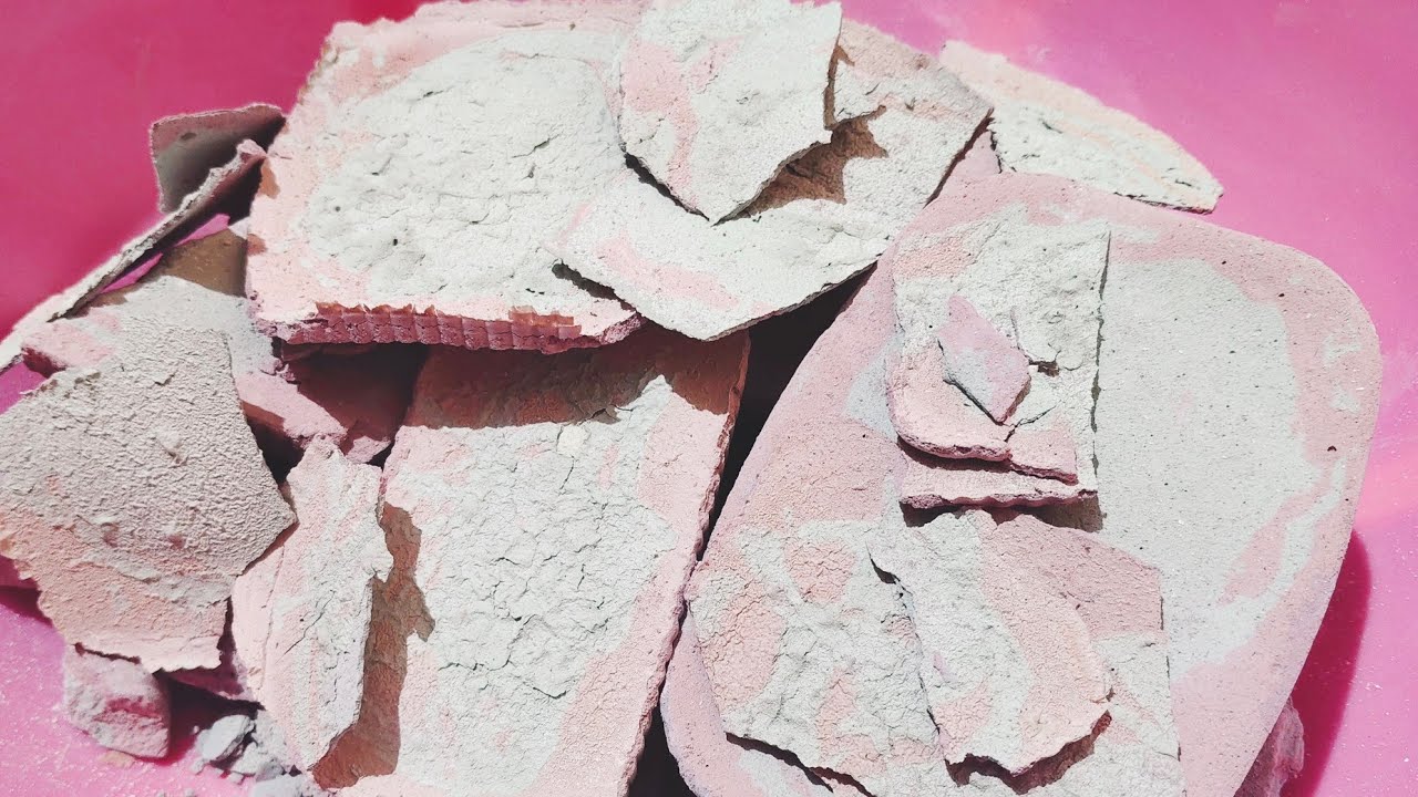 Double colour Chalk crushing||ASMR satisfying crush #asmr 