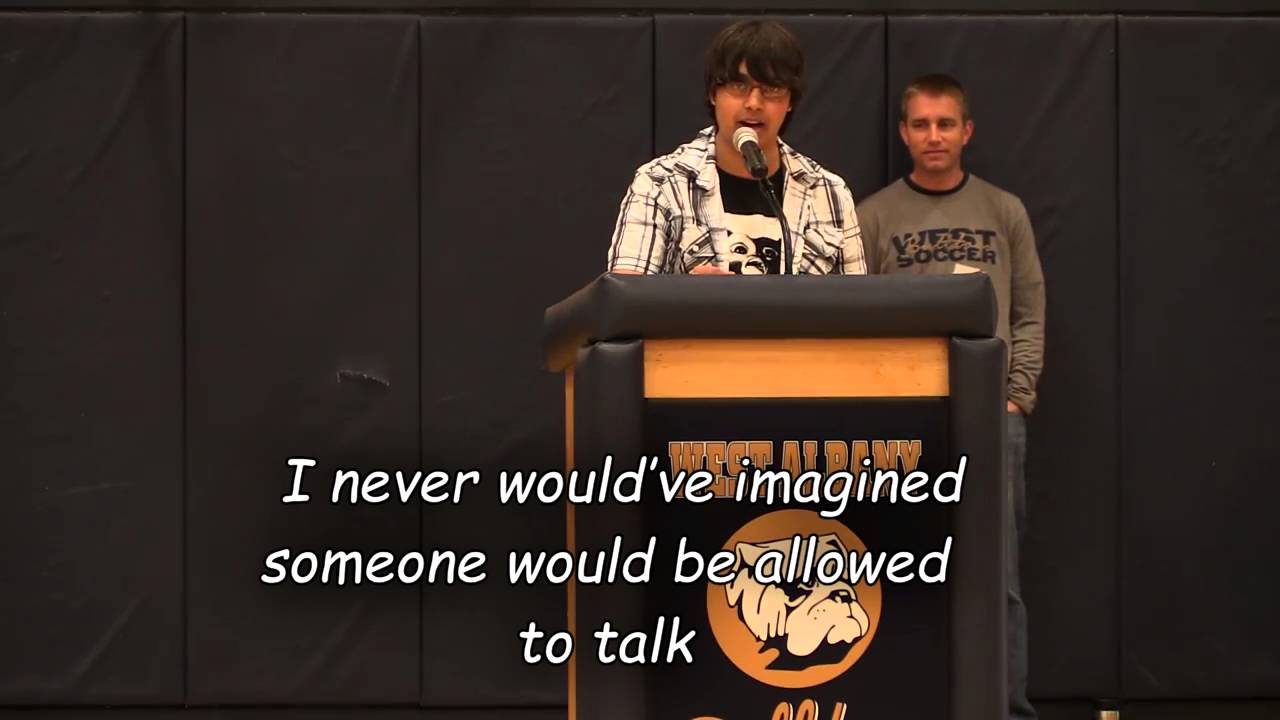 The Greatest Highschool Presidential Speech Ever - Subtitled [HD] Daniel Thompson