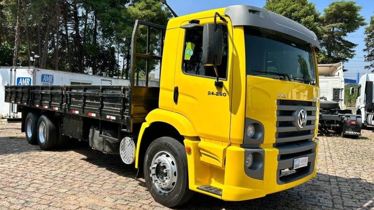 CAMINHÕES VOLKSWAGEN 24250 À VENDA