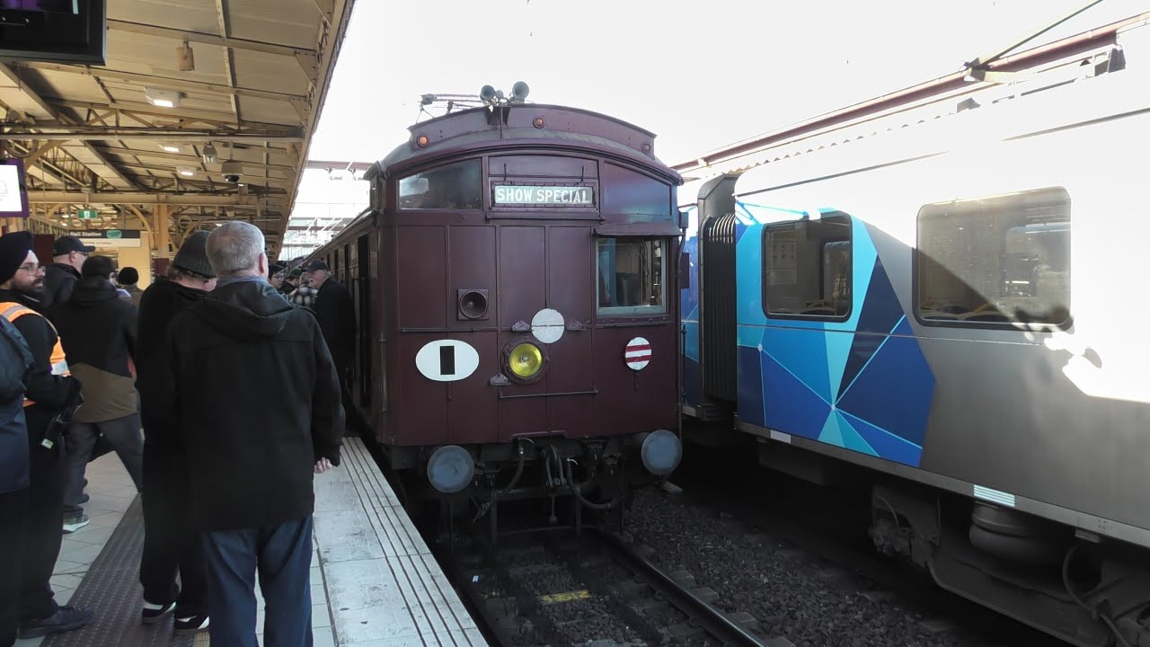 A ride to the Showgrounds on the Tait || Australian Mainline Heritage Trains