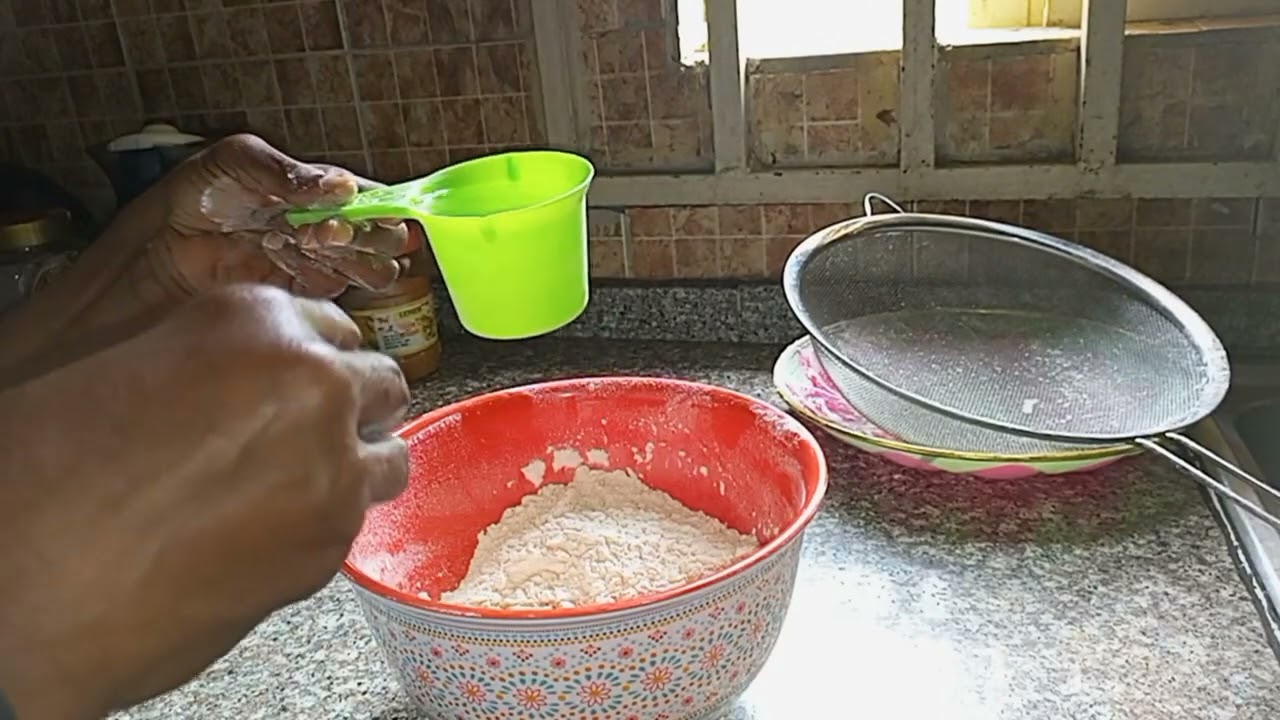 FRYING PUFF PUFF WITHOUT FRY PAN// FRYING PEPPER PUFF PUFF WITHOUT PAN.