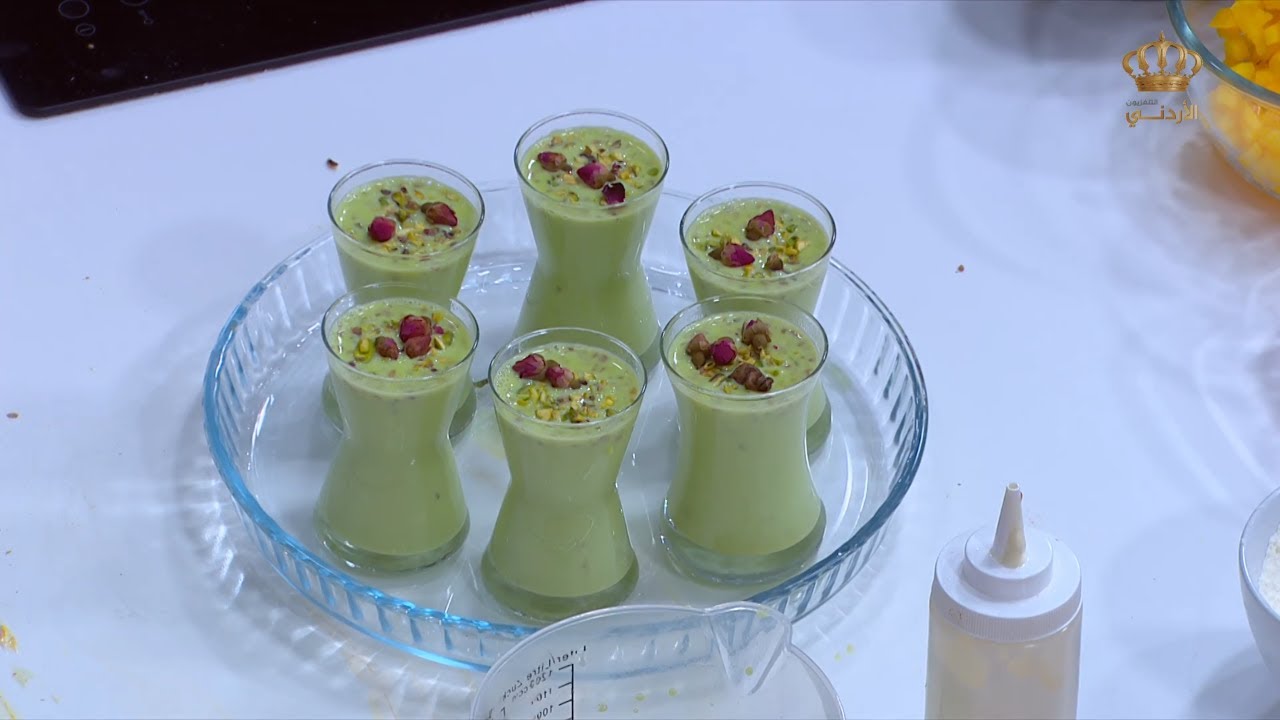 مطبخ يوم جديد  شراب الفستق الحلبي الساخن مع الشيف علا نيروخ