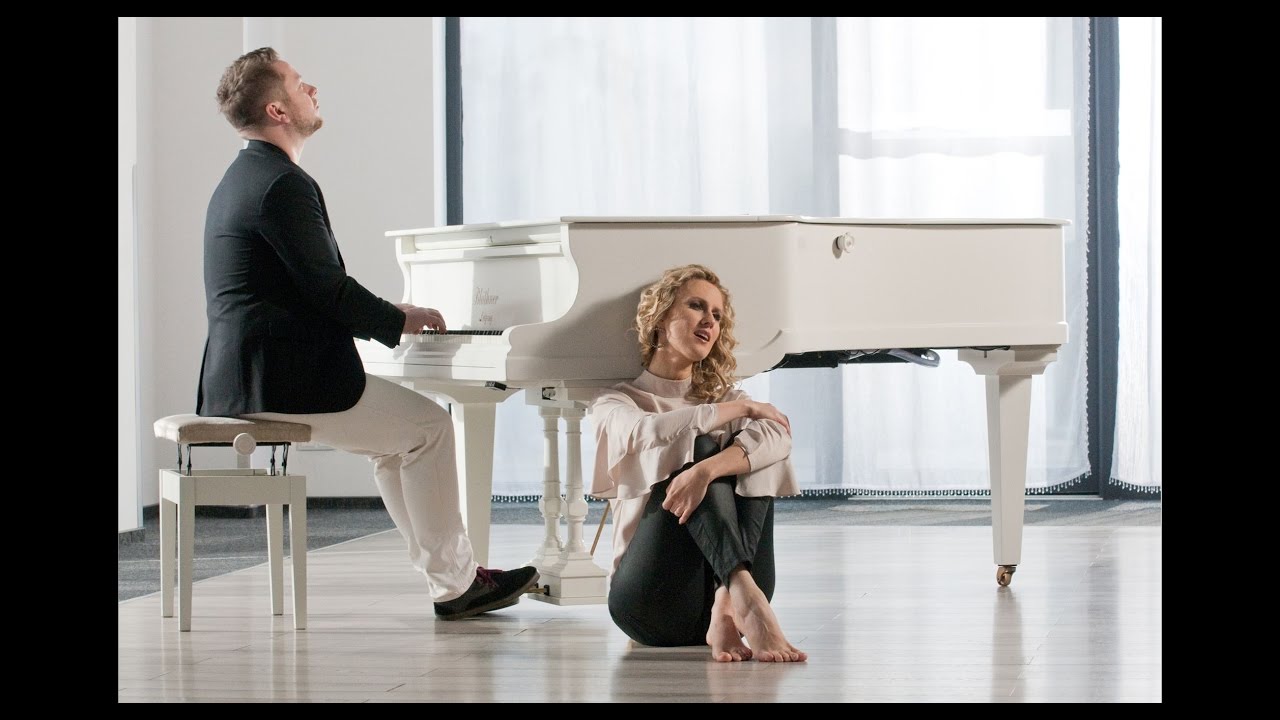 Marta Kr&oacute;l & Paweł Tomaszewski Group &ldquo;Every Little Thing He Does Is Magic&rdquo;  (Official Video)