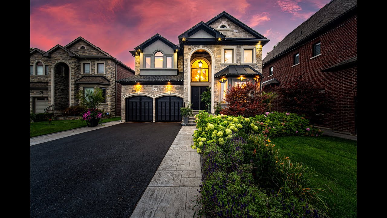 2563 Cliff Road, Mississauga Home - Real Estate Properties